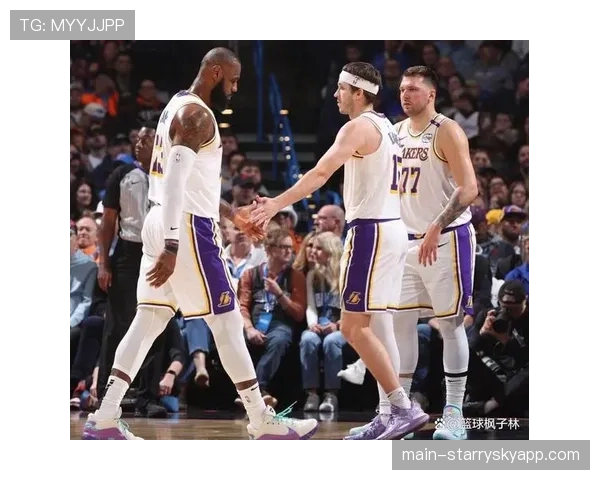 湖人季后赛战力危机分析，东契奇里夫斯伤退对西部格局的重塑